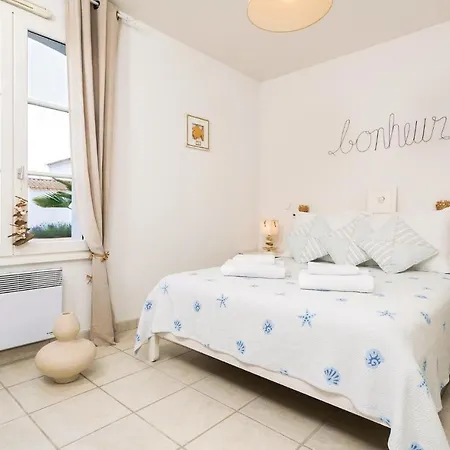 Semesterbostad Le Domaine De Vertmarines